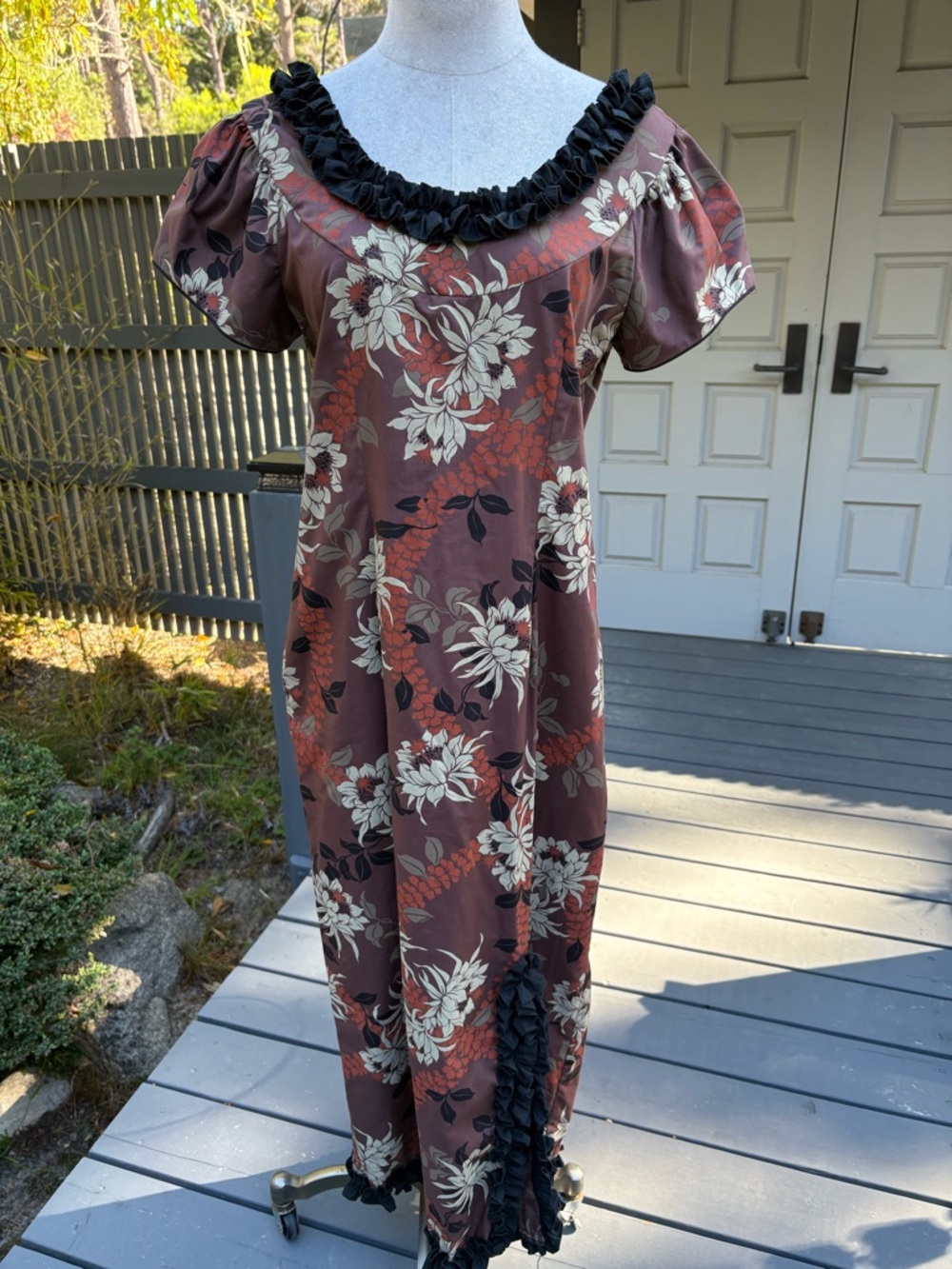 Vintage Karyl  Kaye Ruffle Floral 🌺Hawaiian 🌺 Muumuu Maxi Dress